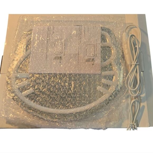 Hello Kitty LED Wall Mirror 9\